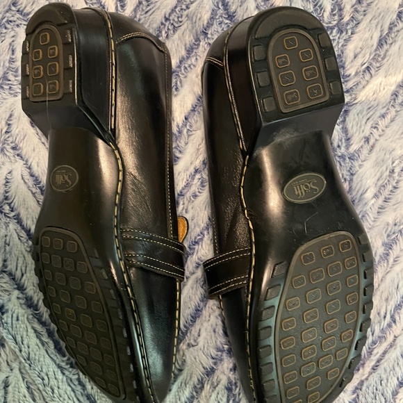 SOFFT Women's Loafer Leather Buckle Shoes ,Size 8,5 Black,NWOT - Picture 3 of 5